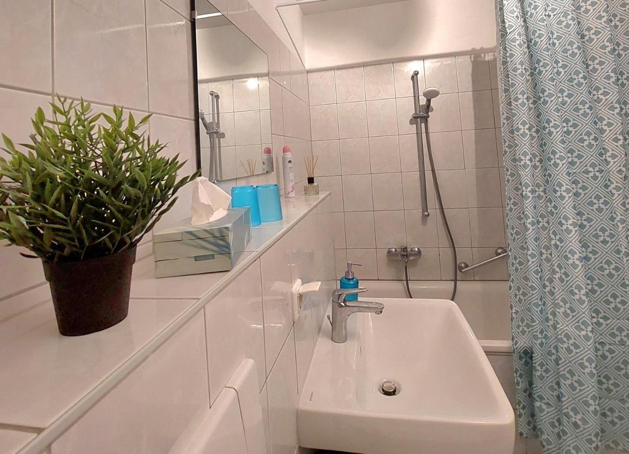 Moderne Wohnung Mit Vollausstattung In Ruhiger Lage, W-Lan Grossrohrsdorf Eksteriør billede